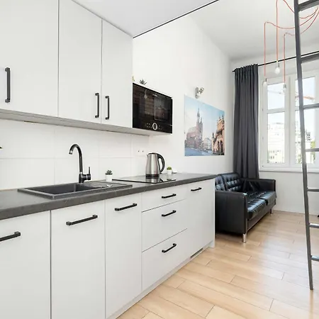 Functional Studio Close To The Old Town Cracow Lubelska 5 By Heyrent Apartmán *